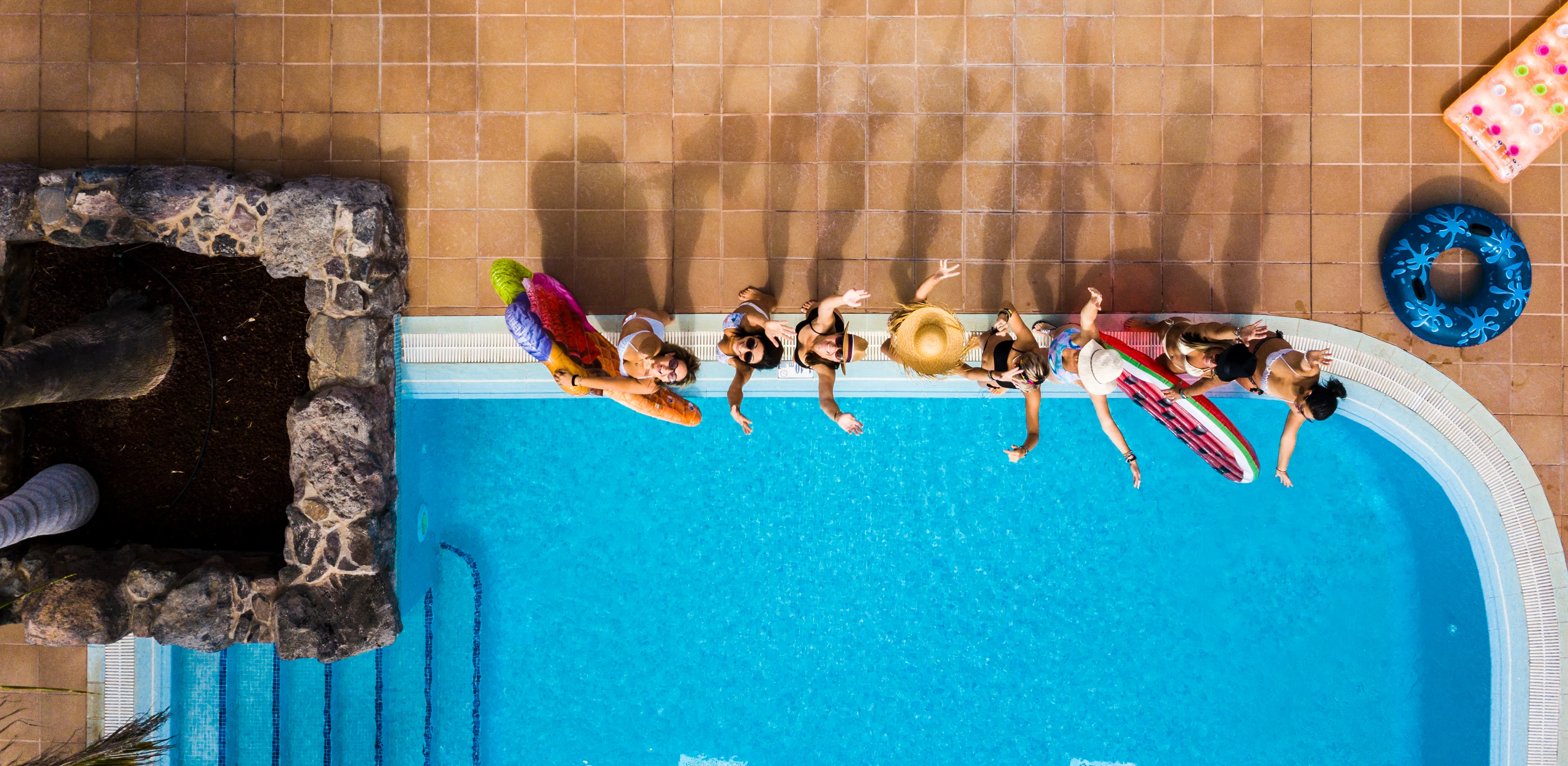 Piscina de lujo - Especialistas en construcción e instalación de piscinas y jacuzzis